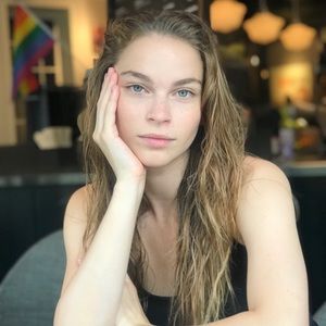 Meet your Posher, Breck